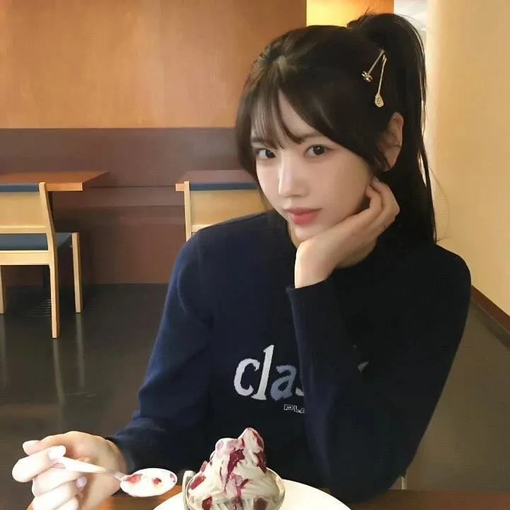 俏探女娇娃